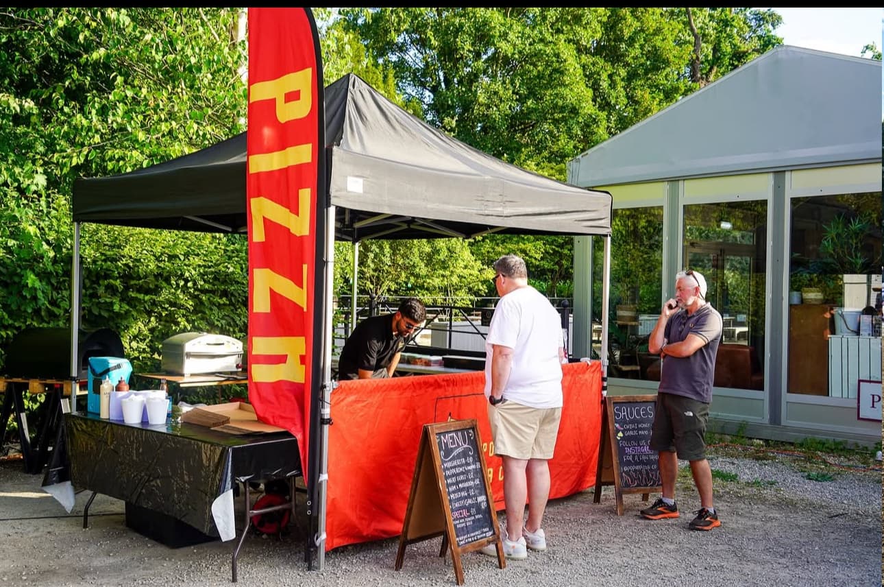 The Pop Up Pizza Co catering photo