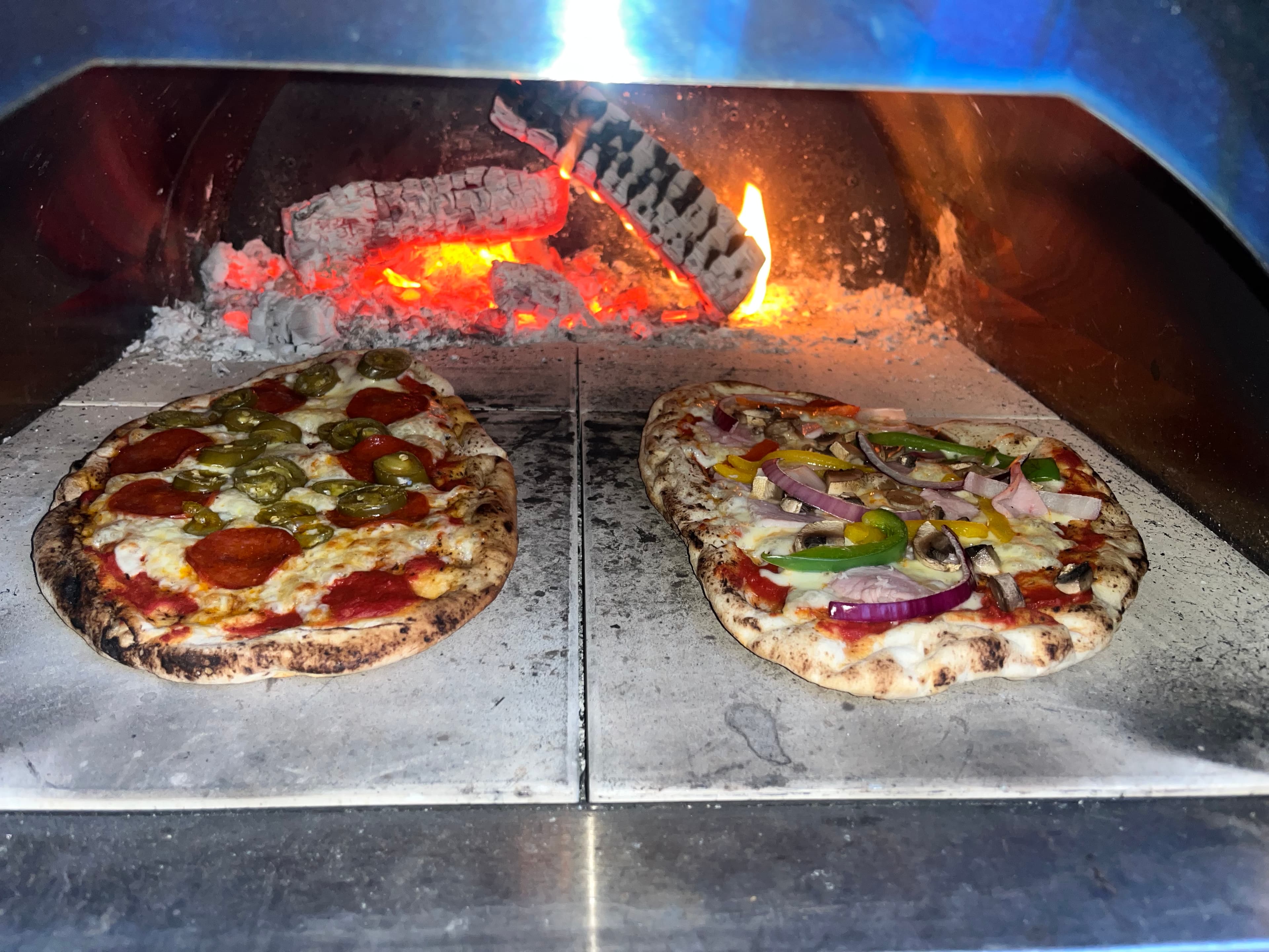 The Pop Up Pizza Co catering photo