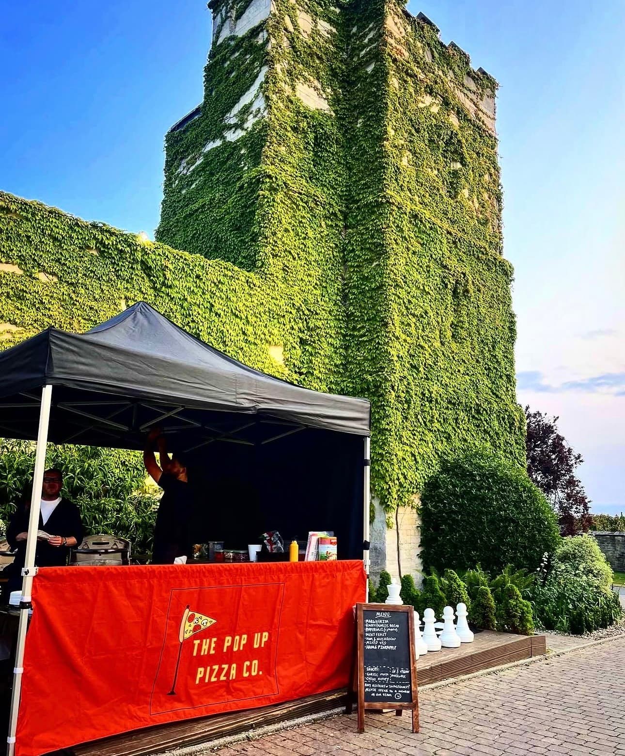 The Pop Up Pizza Co catering photo